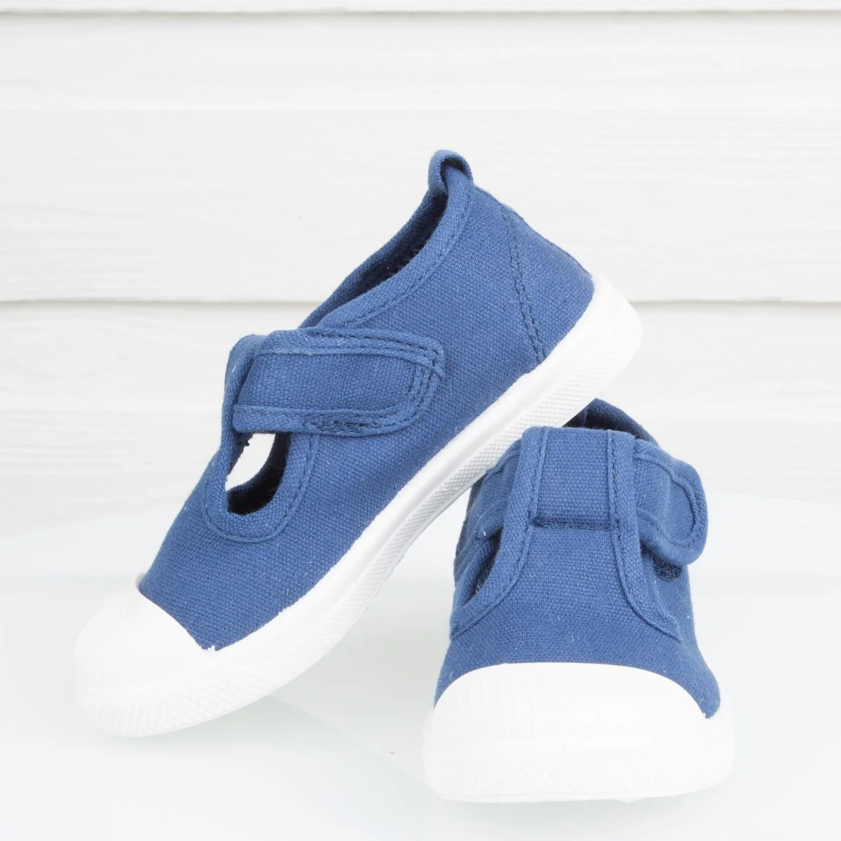 Chris Canvas Shoe - Image 4