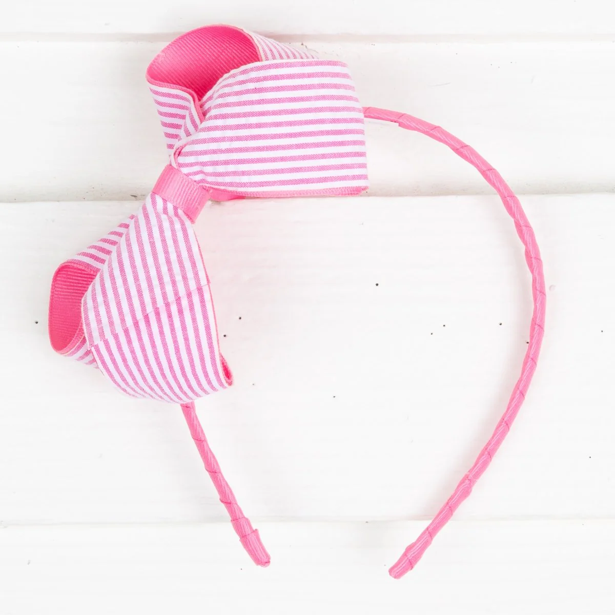Medium Seersucker Bow Headband - Image 7